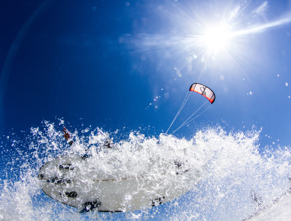 Earth Kitesurfing School
